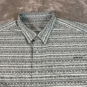 AriatTEK Shirt Mens 2XL White Aztec Geometric Print Short Sleeve Button Up